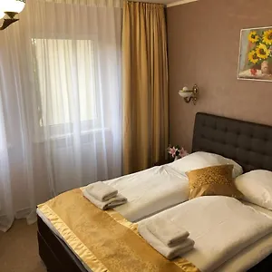 Atlas 3*, Berlin Germany